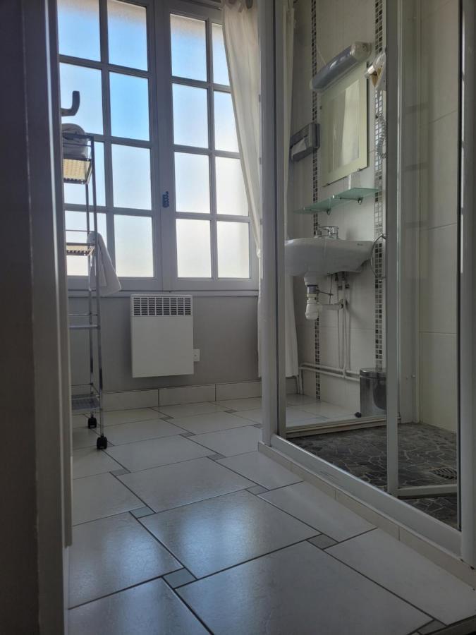Hotel Des Biches Nuaille Bagian luar foto