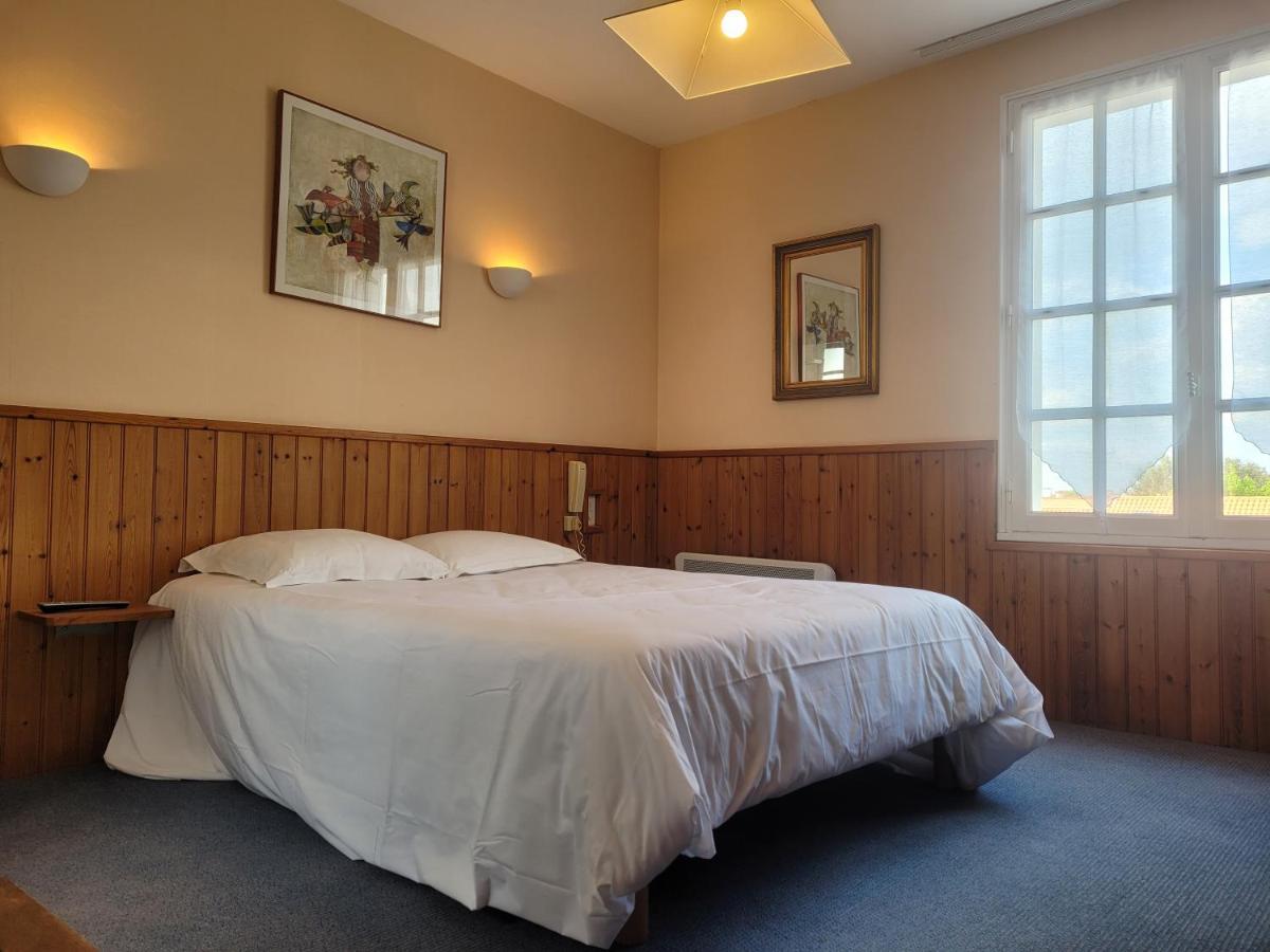 Hotel Des Biches Nuaille Bagian luar foto