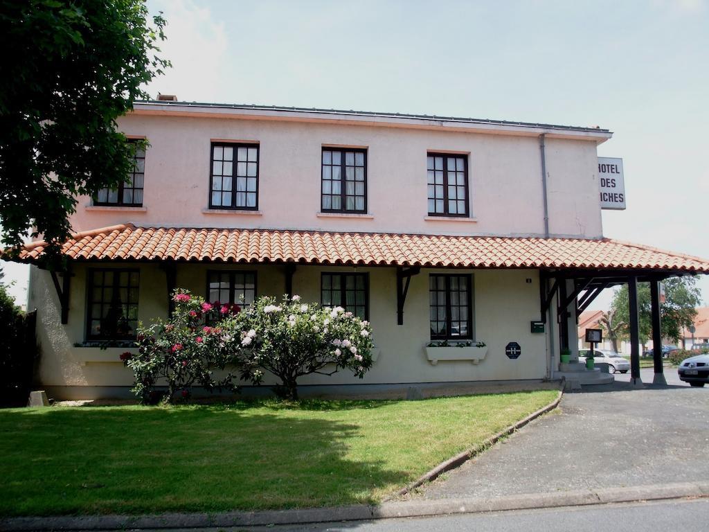Hotel Des Biches Nuaille Bagian luar foto